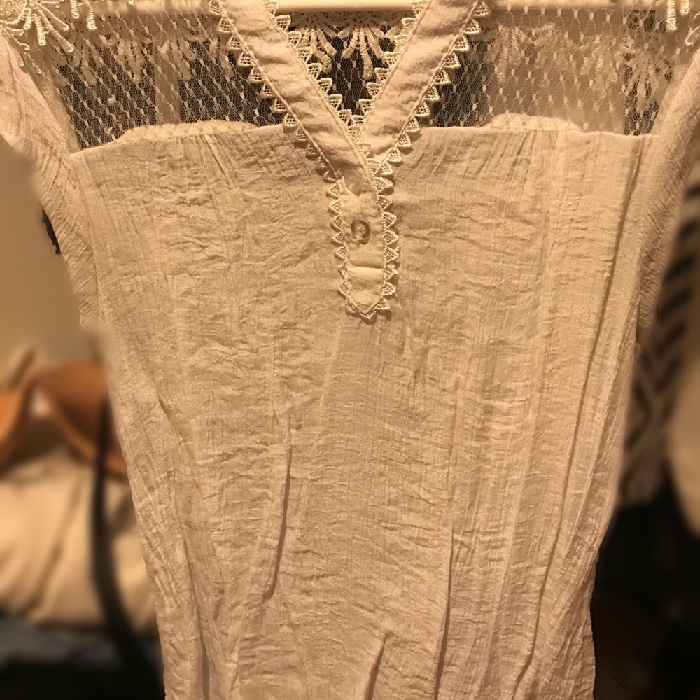 Sweet Wanderer White Lace Blouse